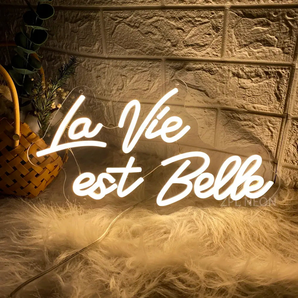 La vie est Belle